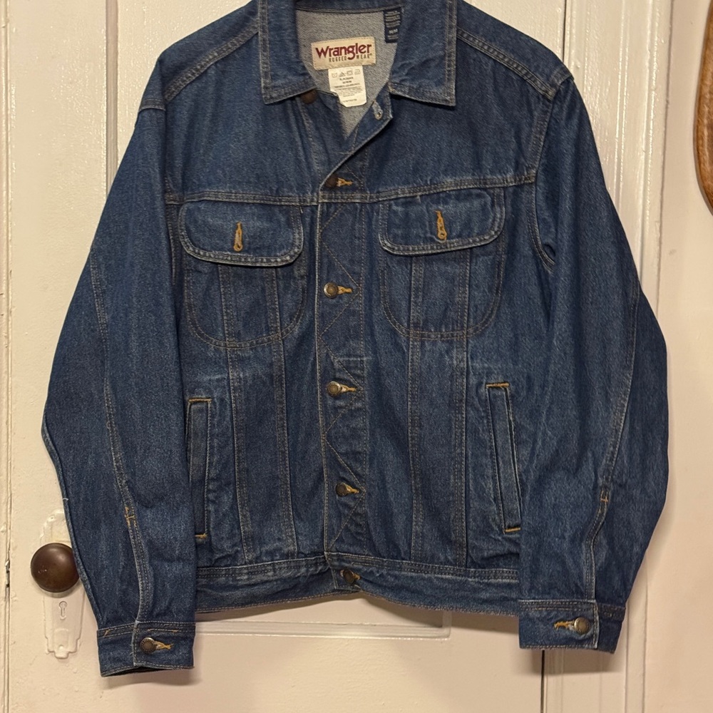 Wrangler Men's Classic Blue Denim Jacket